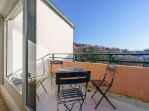 Grand appartement 2 chambres avec terrasse à Saint-Jean-de-Luz - FR-1-4-667